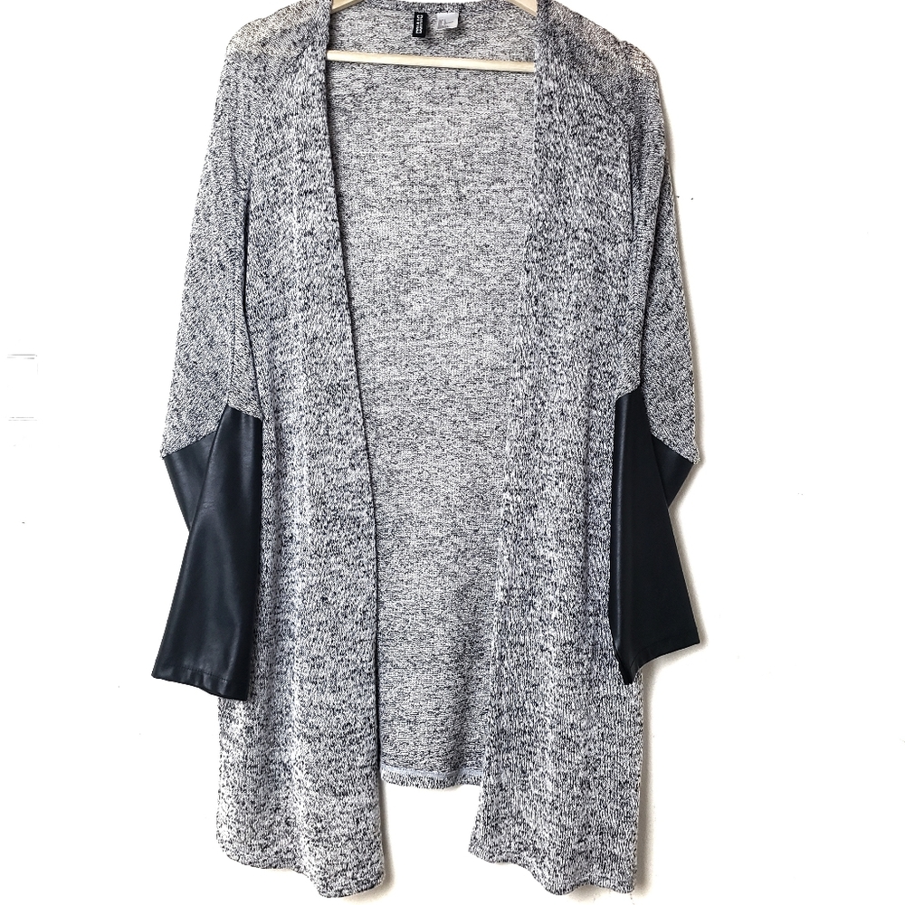 H&M DIVIDED Heathered grey faux leather cardigan L